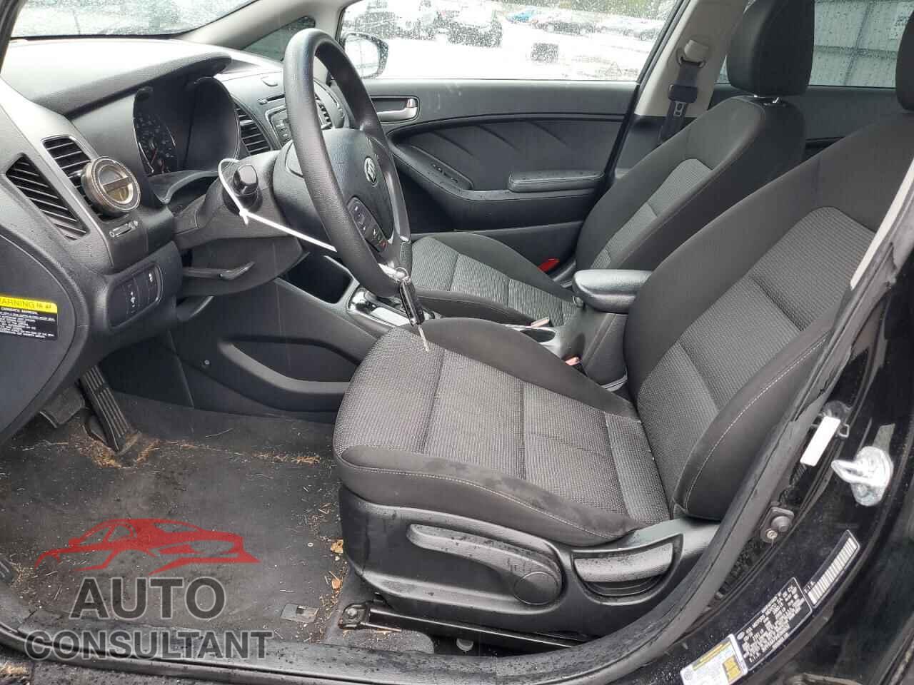 KIA FORTE 2017 - 3KPFK4A79HE046632