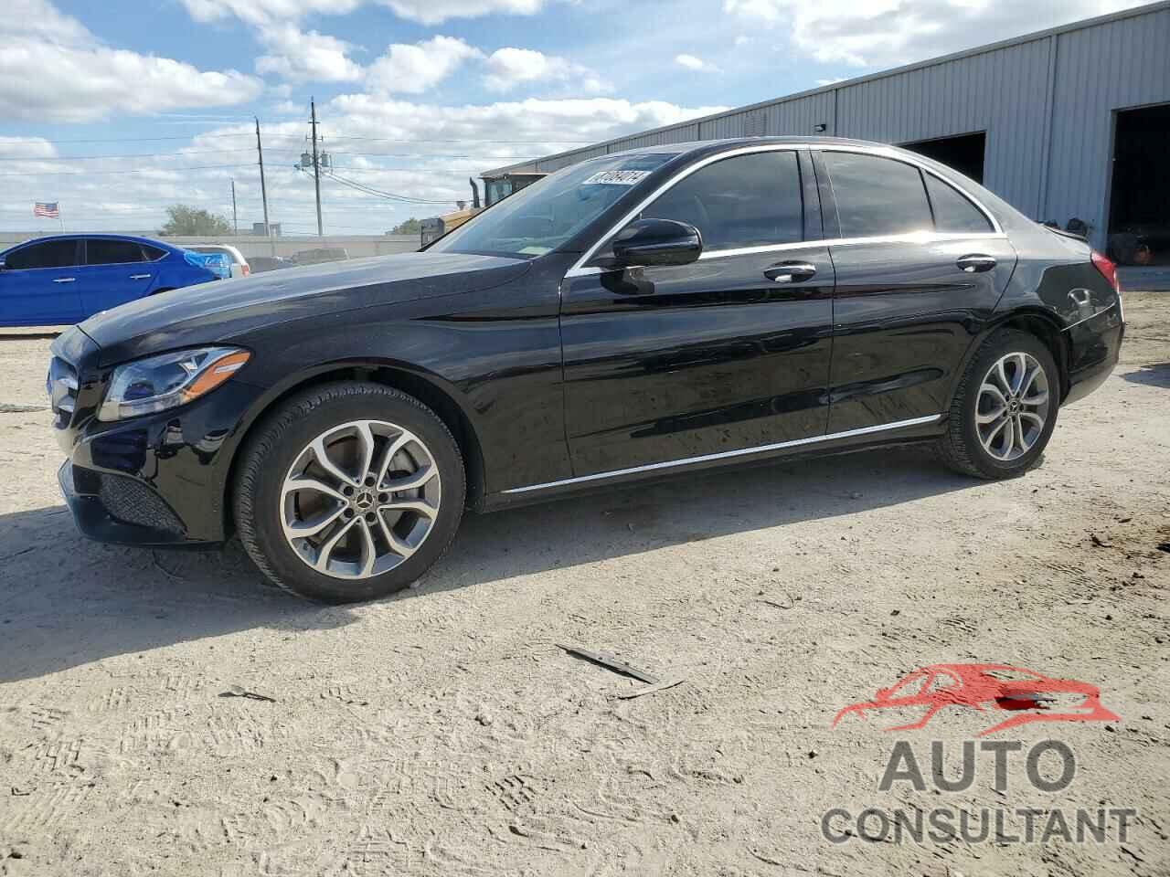 MERCEDES-BENZ C-CLASS 2018 - 55SWF4KB9JU253270