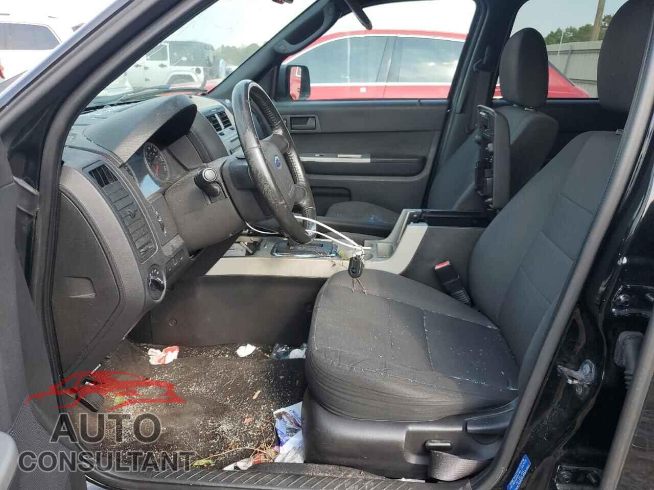 FORD ESCAPE 2010 - 1FMCU9DG1AKC81319
