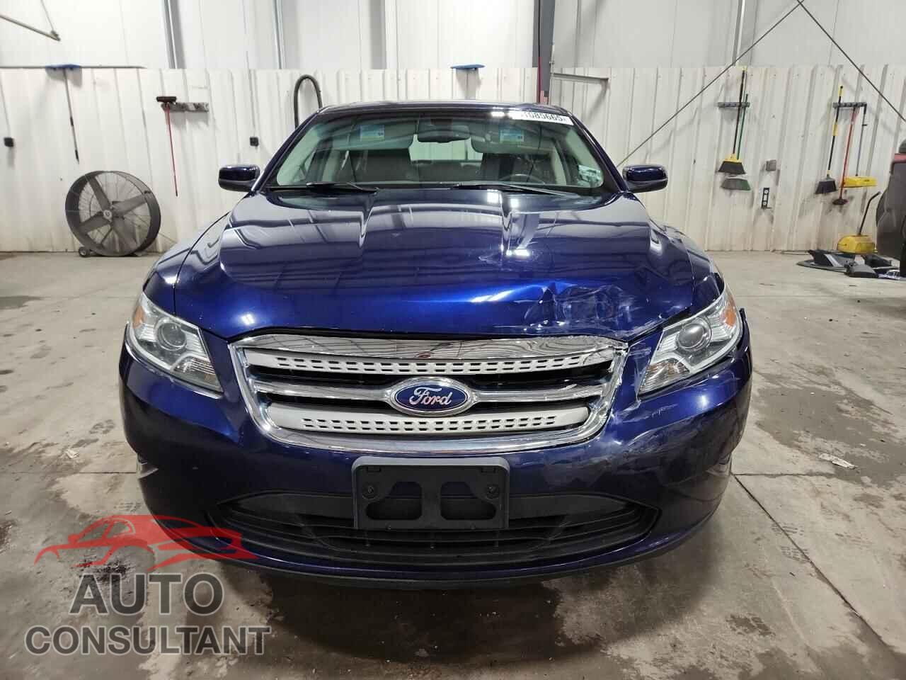 FORD TAURUS 2011 - 1FAHP2EW2BG150134