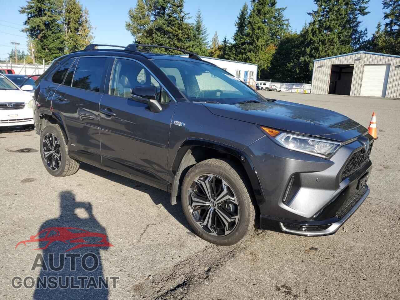 TOYOTA RAV4 2021 - JTMFB3FV4MD064954