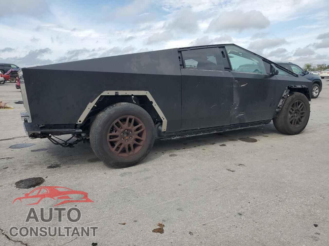 TESLA CYBERTRUCK 2024 - 7G2CEHED1RA028066