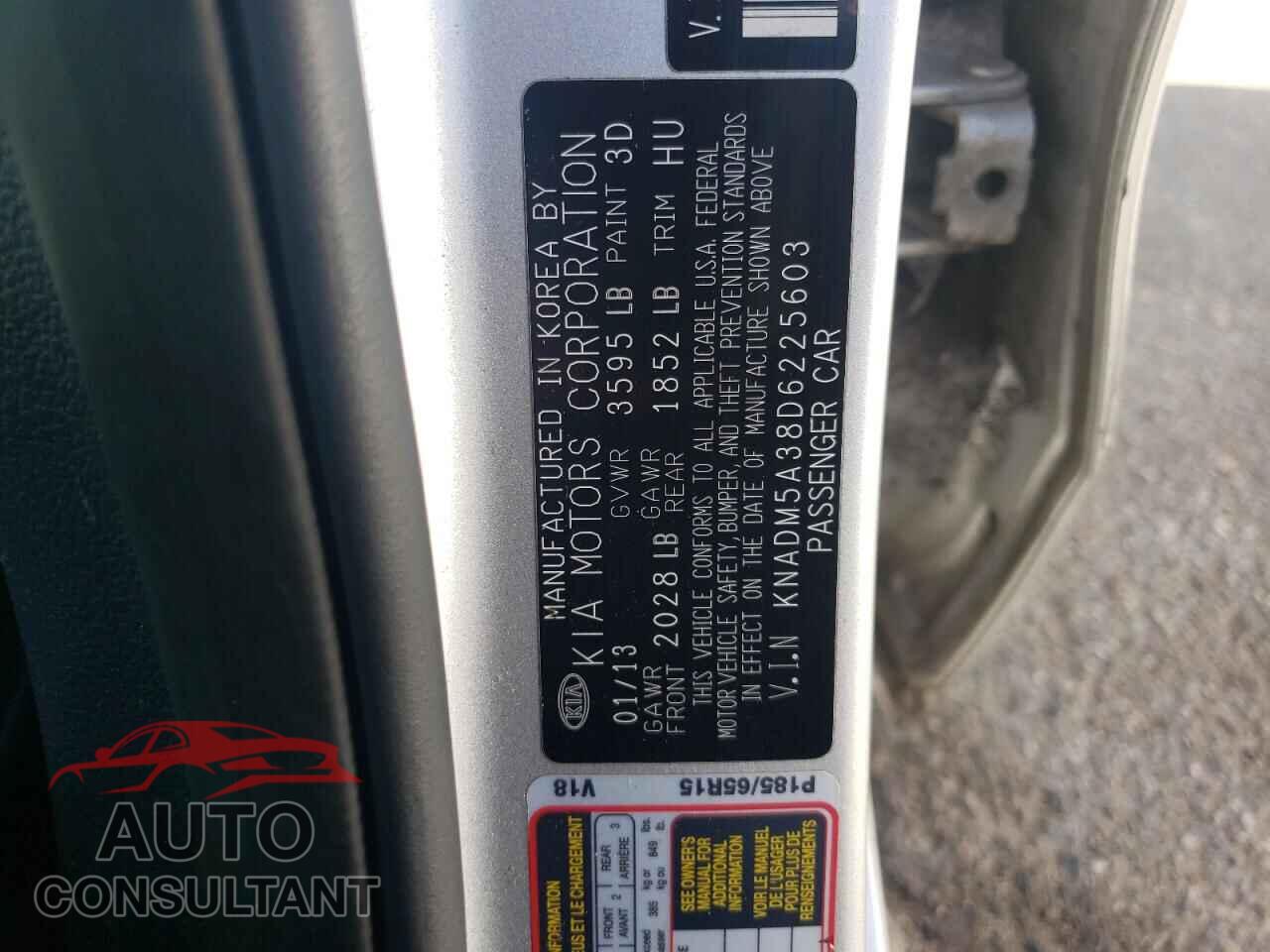 KIA RIO 2013 - KNADM5A38D6225603