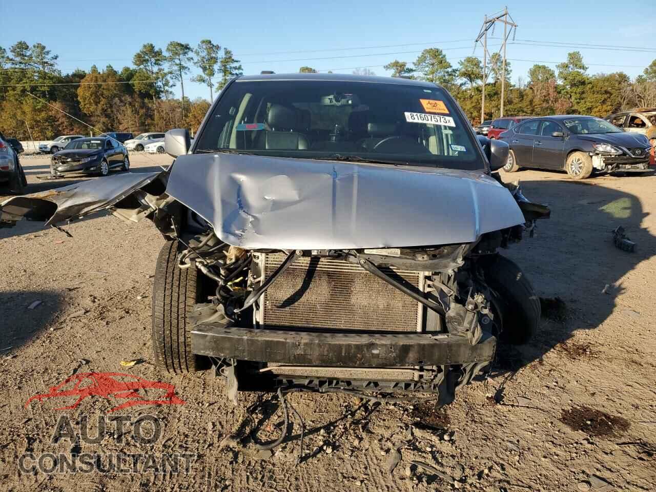 DODGE CARAVAN 2017 - 2C4RDGCG4HR735501