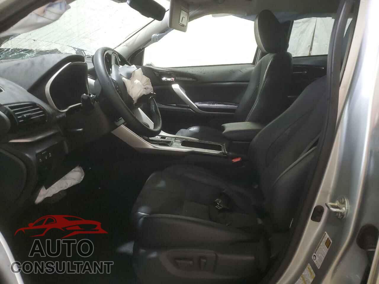 MITSUBISHI ECLIPSE 2024 - JA4ATWAA6RZ020326