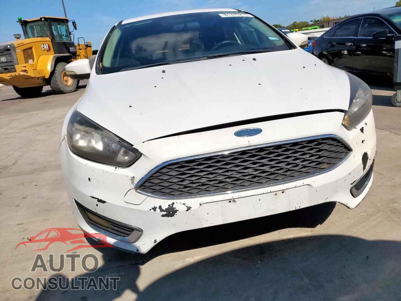 FORD FOCUS 2015 - 1FADP3F25FL311556