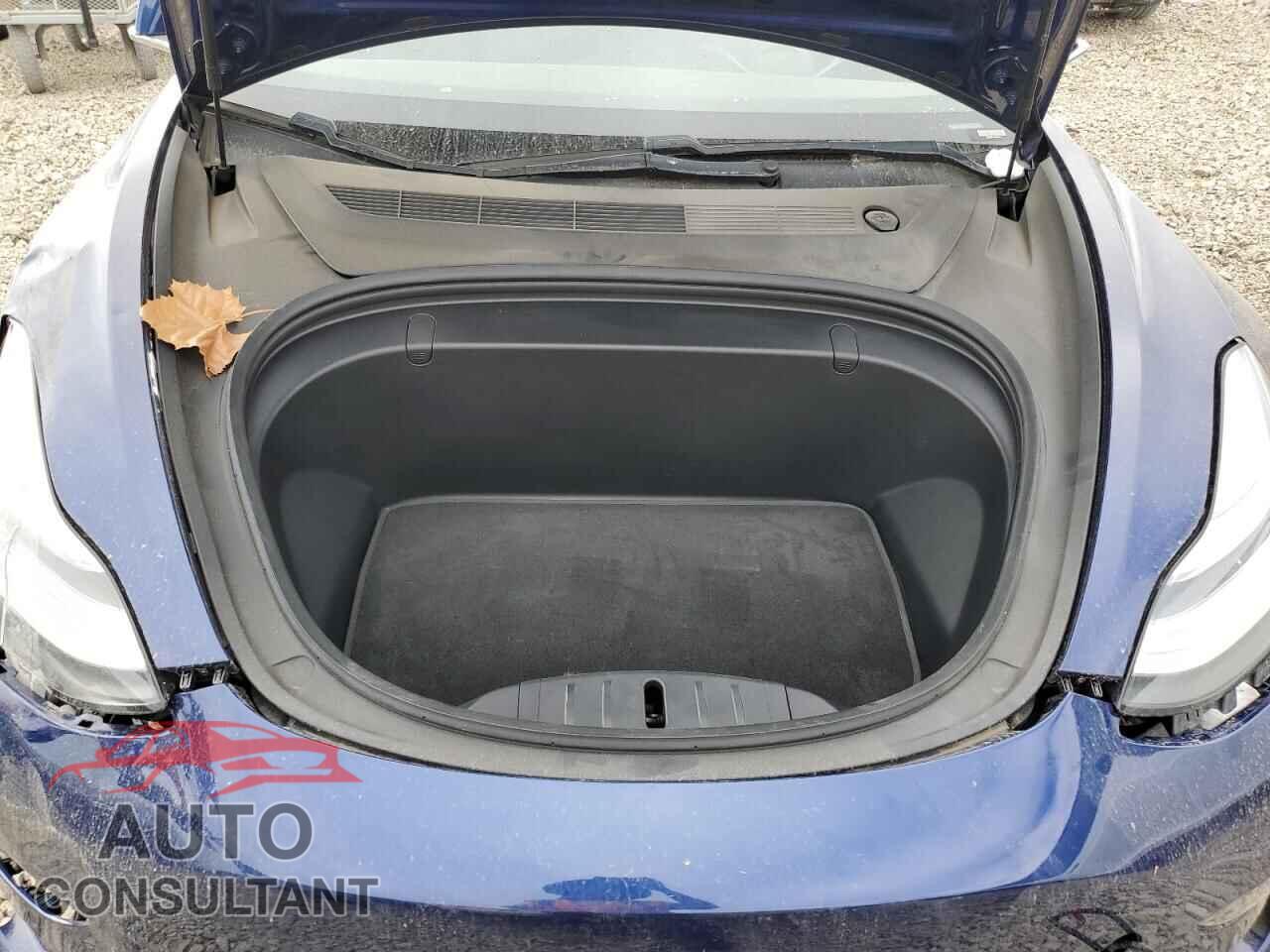 TESLA MODEL 3 2018 - 5YJ3E1EA7JF102307