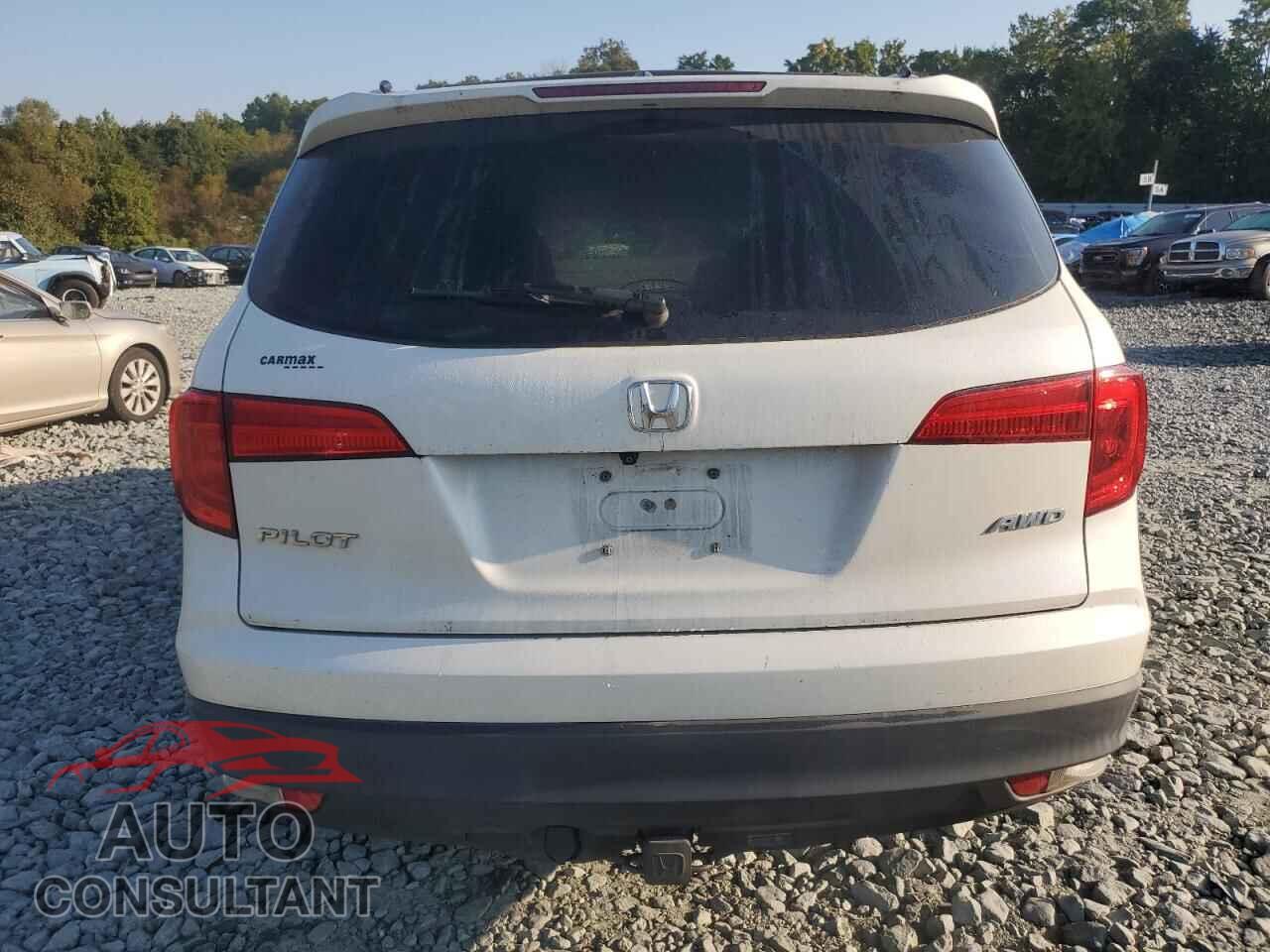 HONDA PILOT 2017 - 5FNYF6H52HB045538