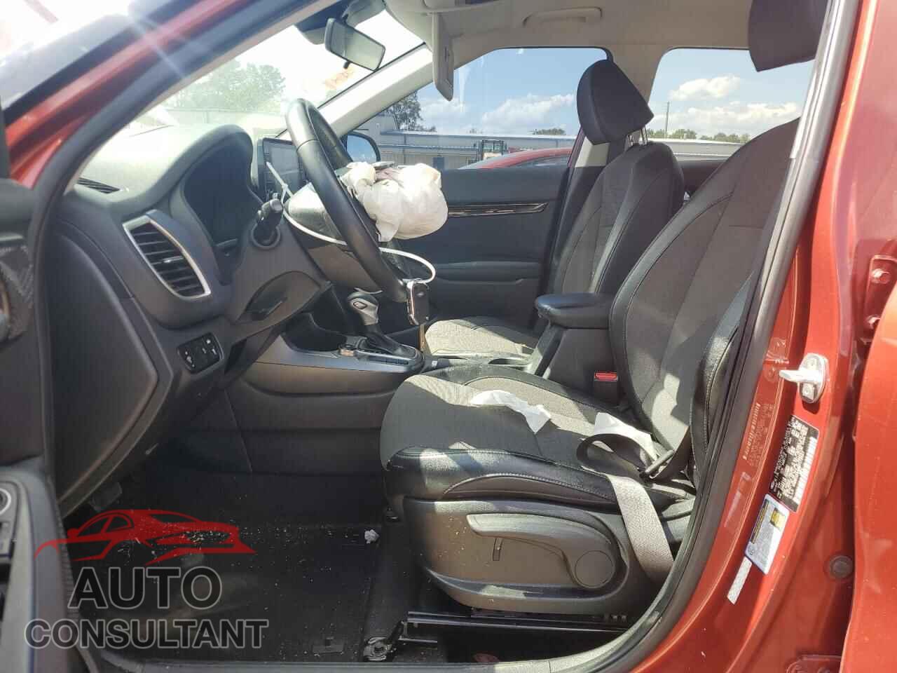 KIA SELTOS 2021 - KNDEU2AA6M7172527