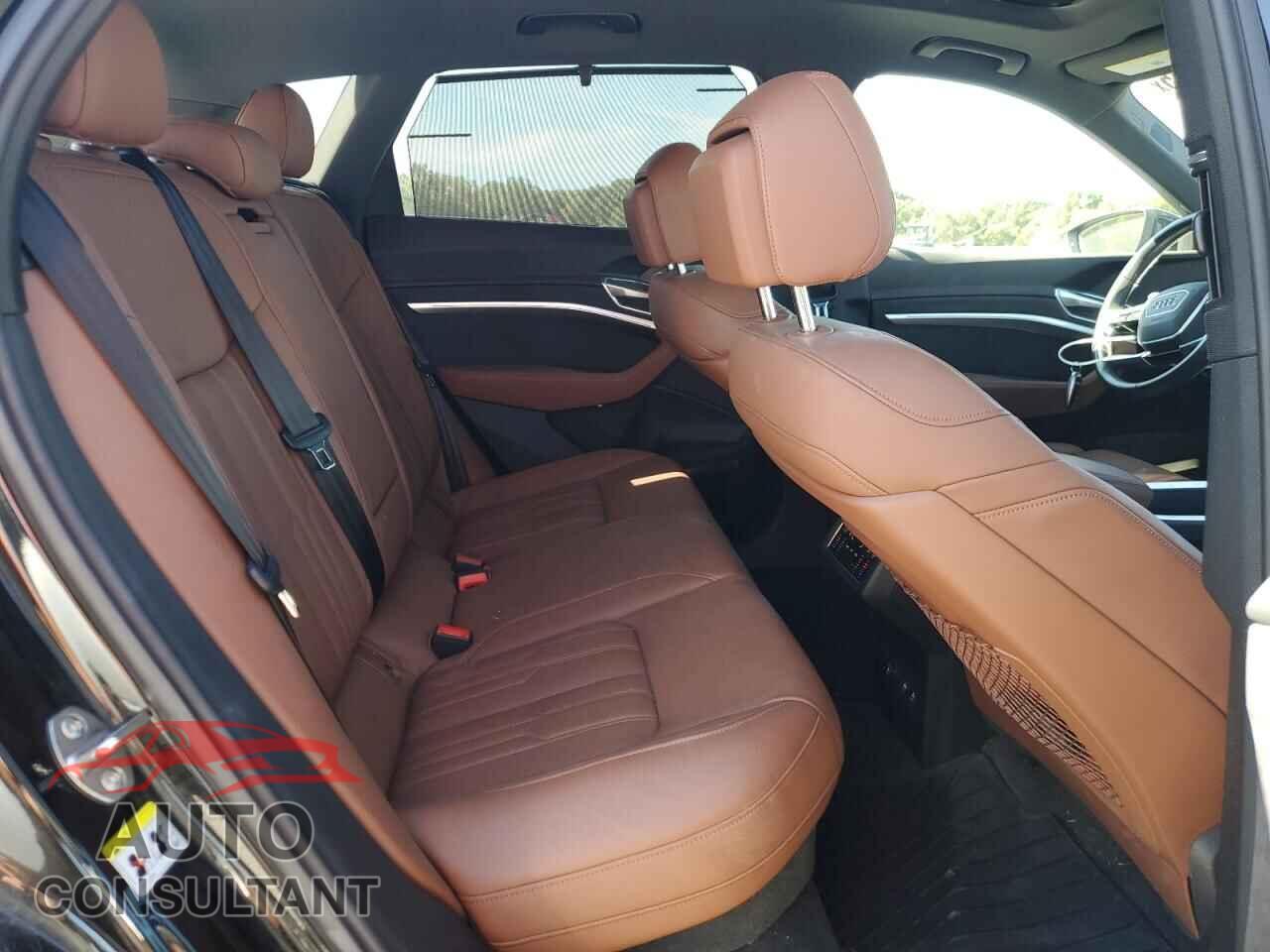 AUDI E-TRON 2019 - WA1VAAGE2KB020519