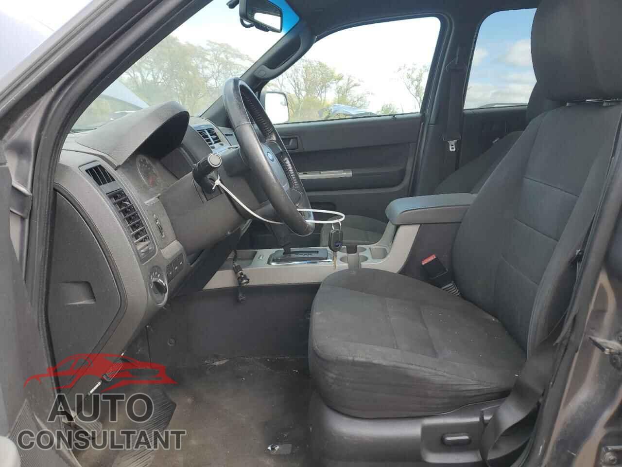 FORD ESCAPE 2010 - 1FMCU0D76AKB28706