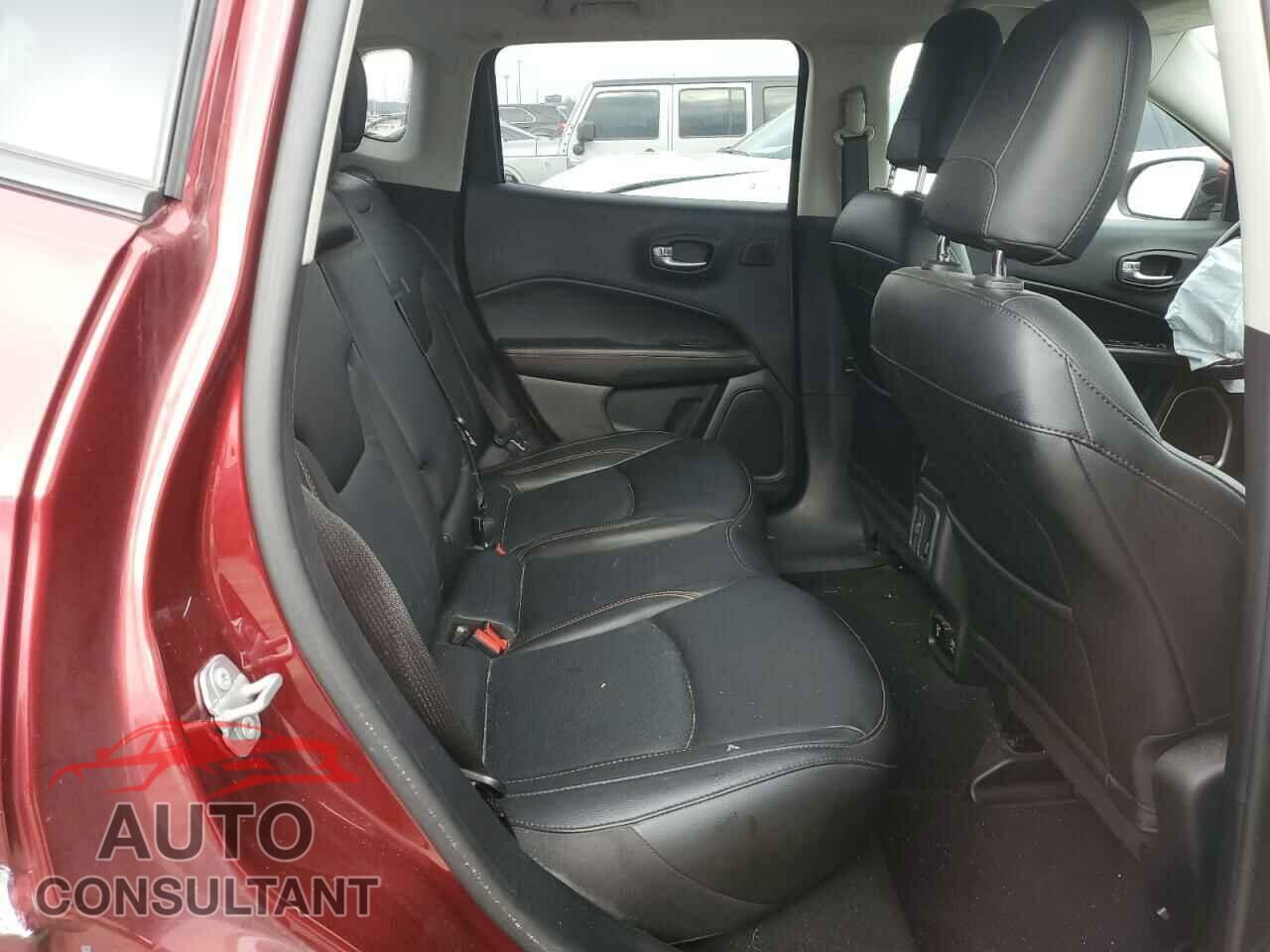 JEEP COMPASS 2021 - 3C4NJDCB5MT550892