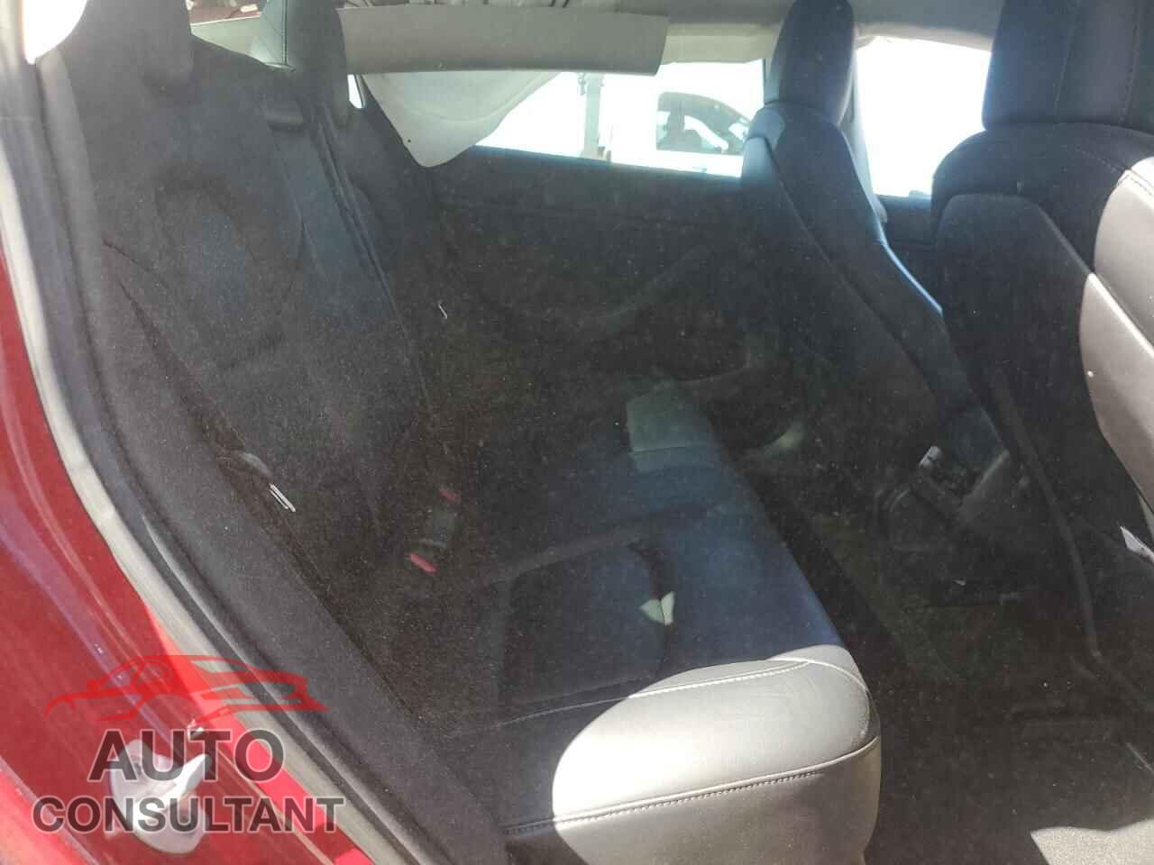 TESLA MODEL 3 2019 - 5YJ3E1EB7KF214017