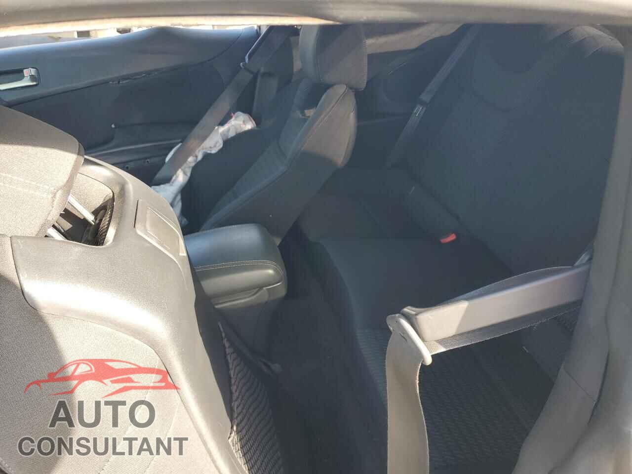 HYUNDAI GENESIS 2013 - KMHHT6KD1DU110563