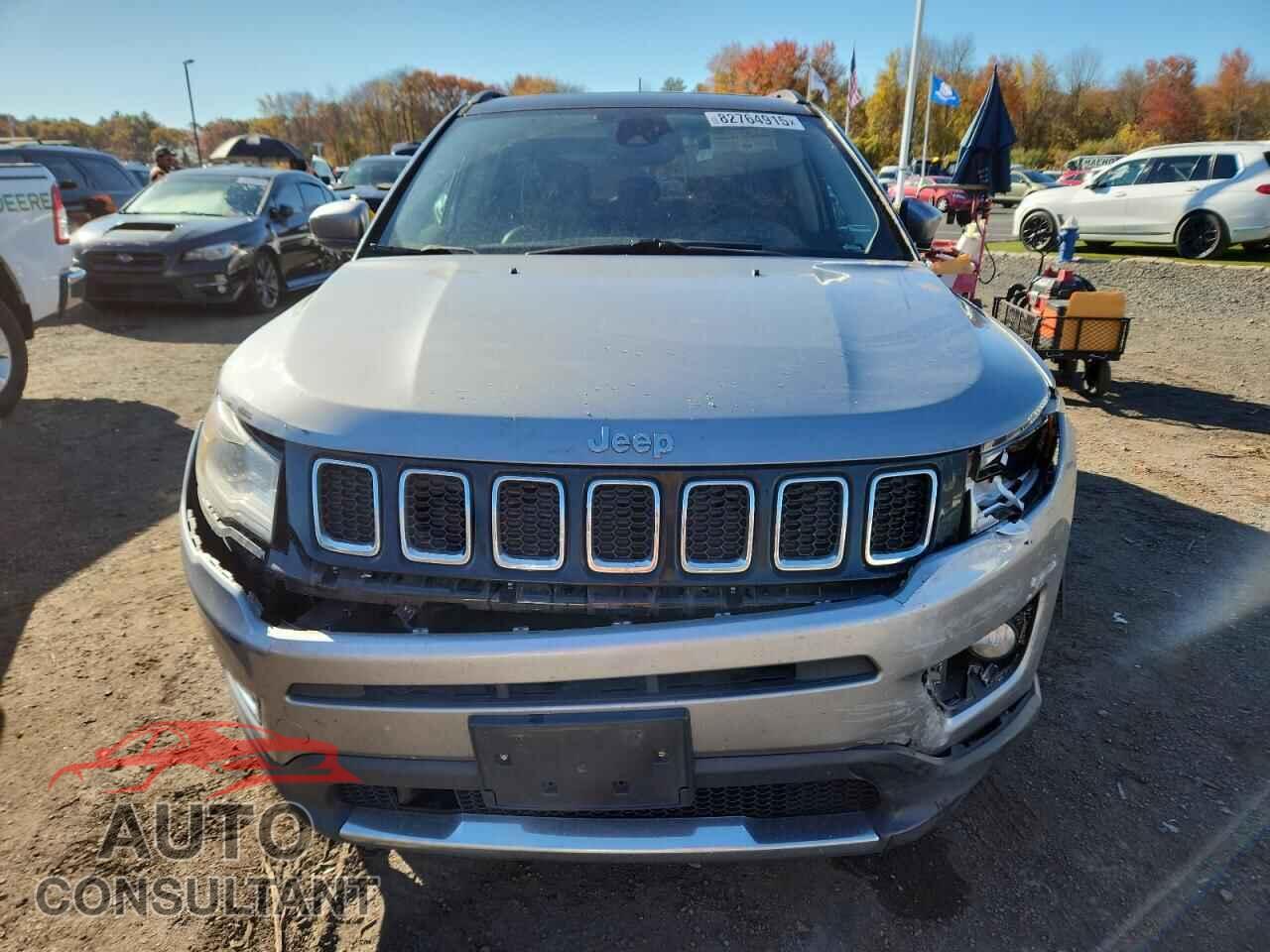 JEEP COMPASS 2018 - 3C4NJDCB2JT199449