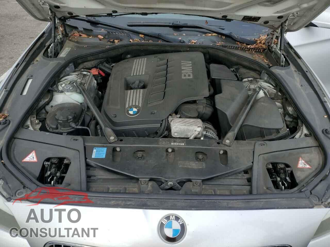 BMW 5 SERIES 2011 - WBAFR1C59BC260991