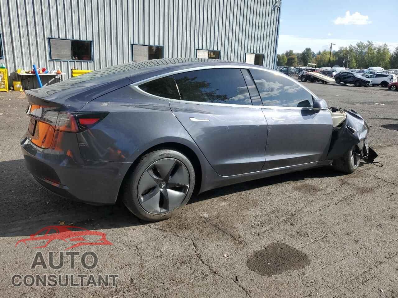 TESLA MODEL 3 2018 - 5YJ3E1EA8JF117964