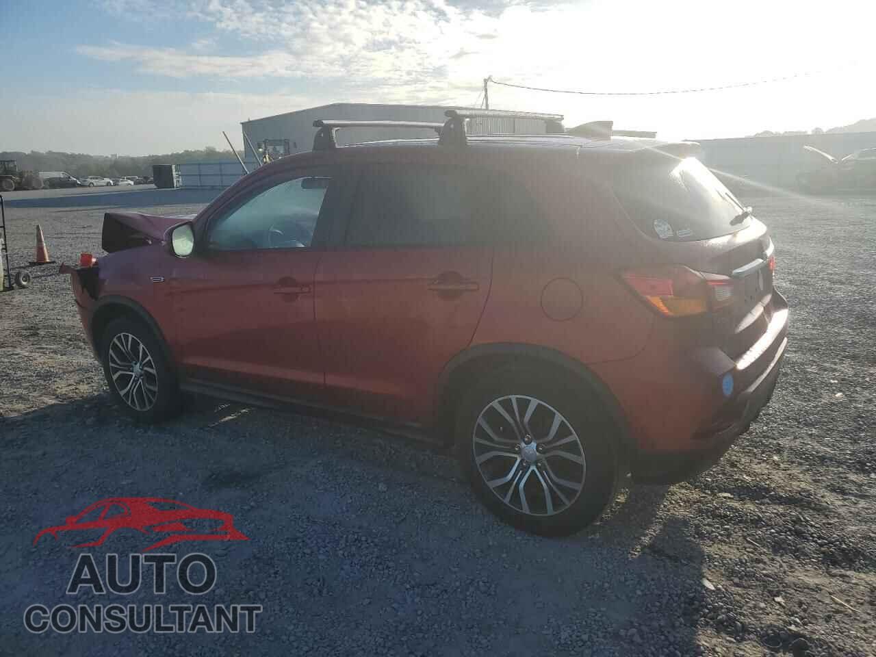MITSUBISHI OUTLANDER 2018 - JA4AR3AU0JU021044