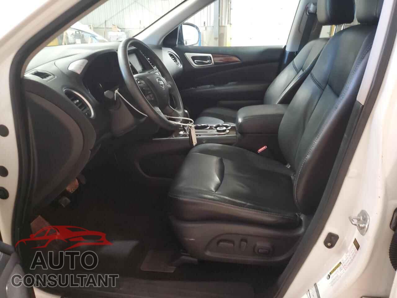 NISSAN PATHFINDER 2013 - 5N1AR2MM7DC638930
