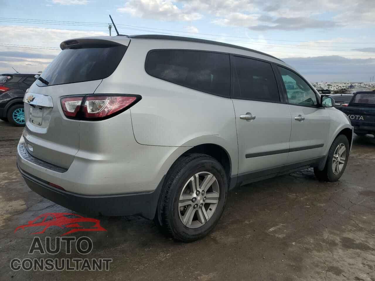 CHEVROLET TRAVERSE 2017 - 1GNKRFKD3HJ227570