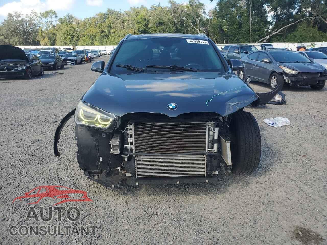 BMW X1 2017 - WBXHT3C32H5F73147