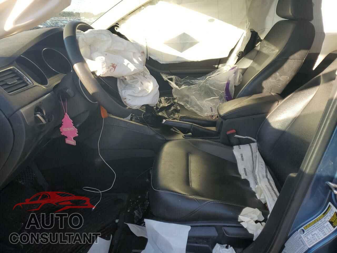 VOLKSWAGEN JETTA 2017 - 3VW2B7AJ7HM213536