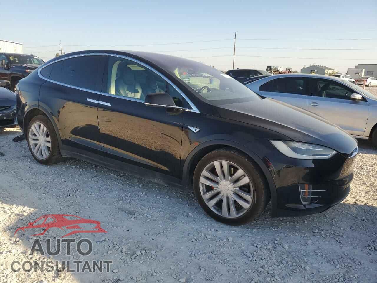 TESLA MODEL X 2016 - 5YJXCBE42GF007895