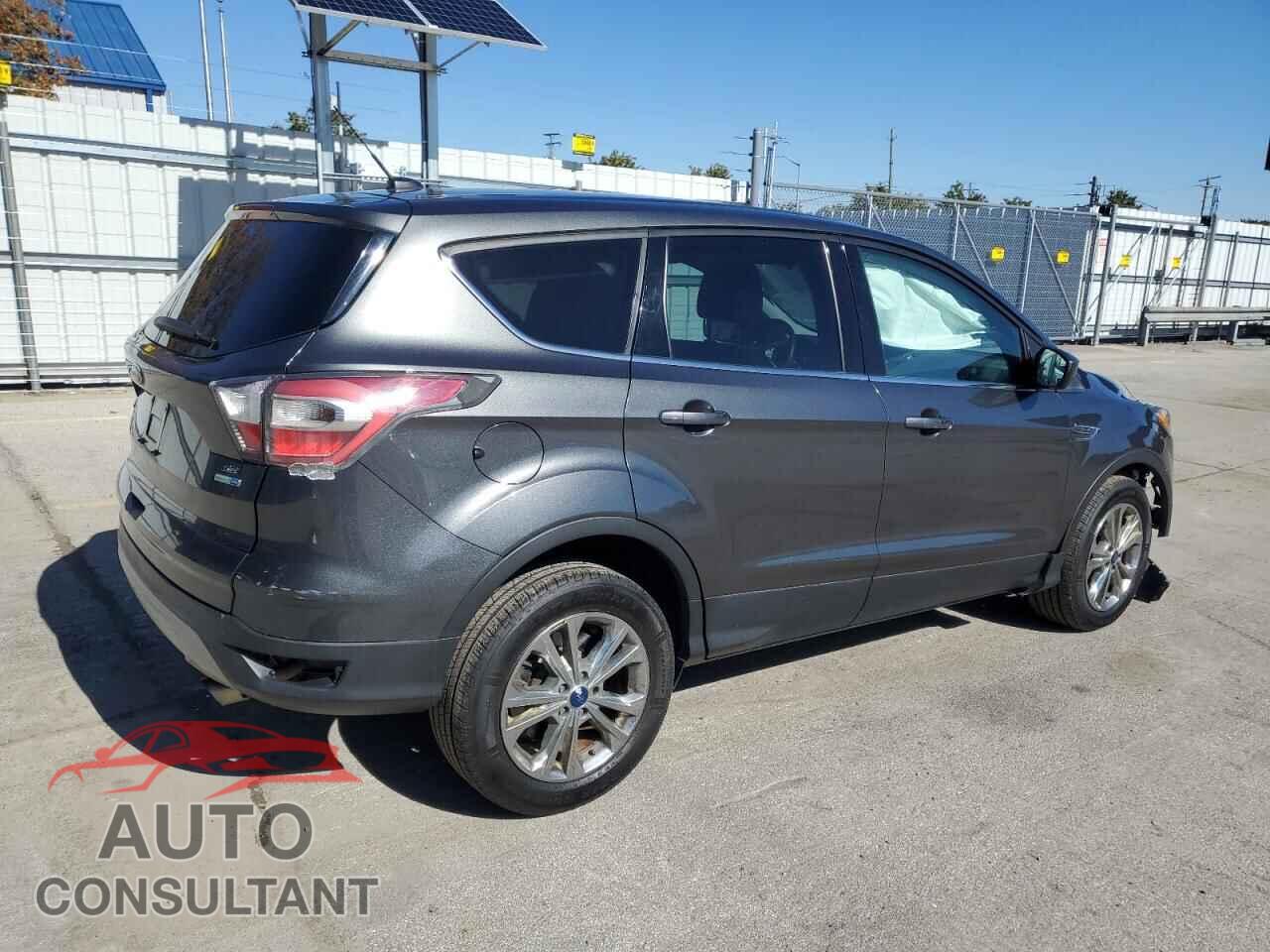 FORD ESCAPE 2017 - 1FMCU9G90HUB46215