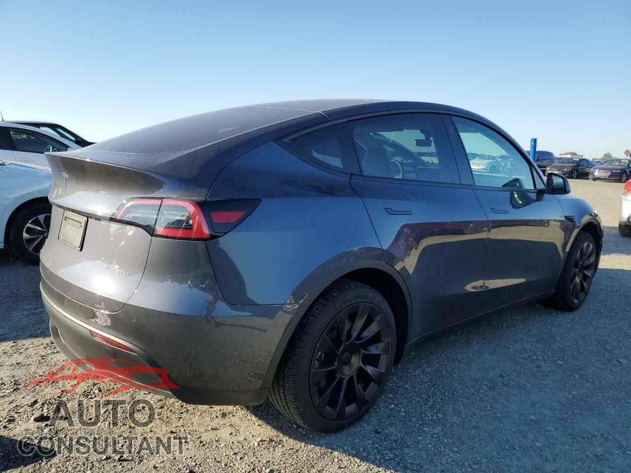 TESLA MODEL Y 2023 - 7SAYGDEE5PF626569