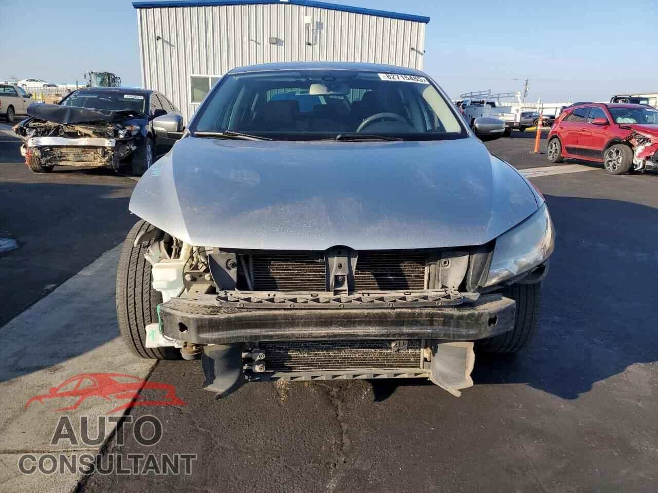 VOLKSWAGEN PASSAT 2013 - 1VWAP7A30DC051257