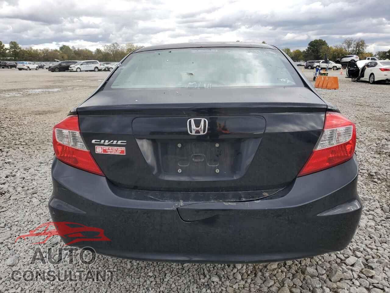HONDA CIVIC 2012 - 2HGFB2F55CH560231