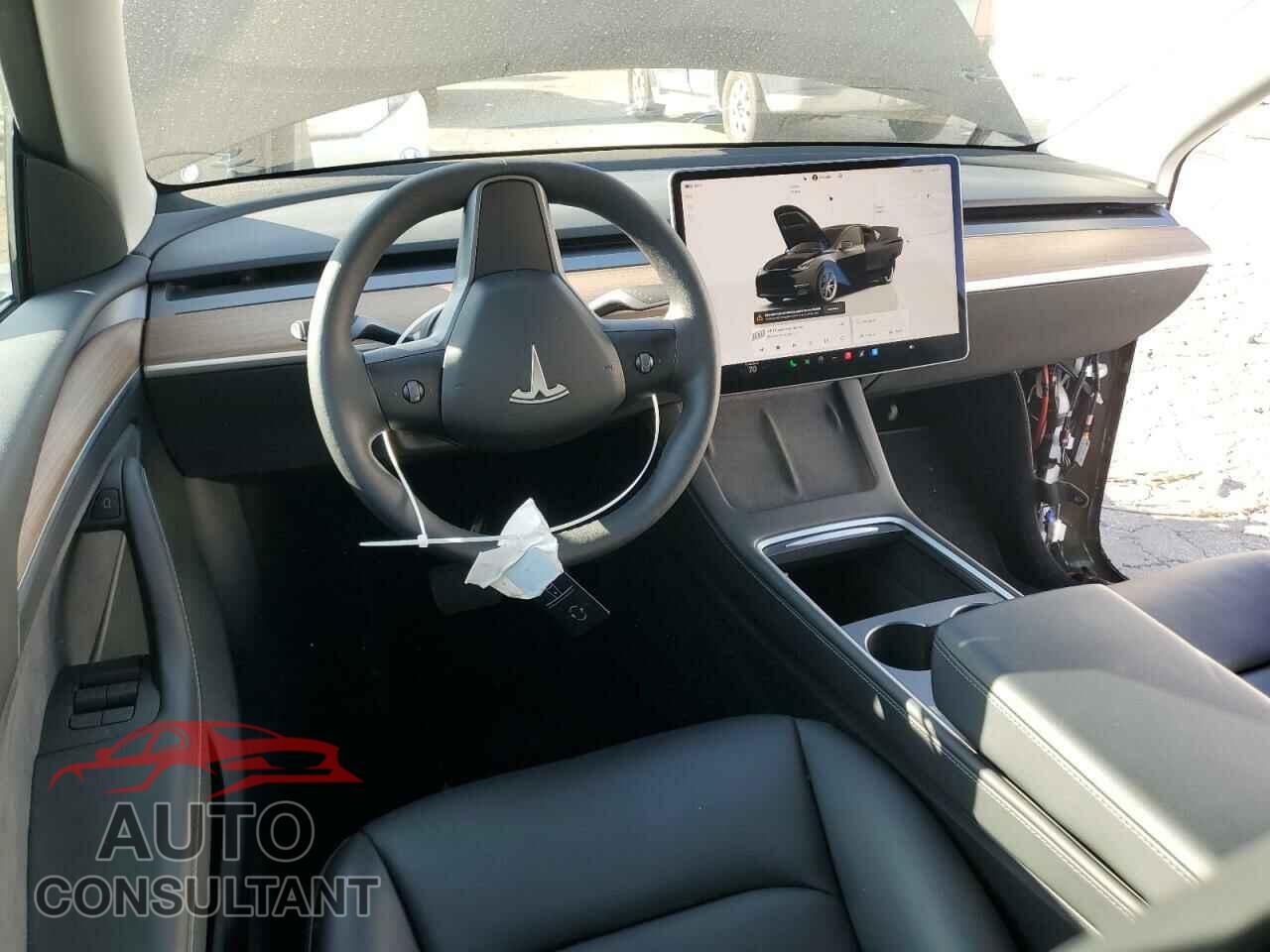 TESLA MODEL Y 2023 - 7SAYGDEE3PF928619
