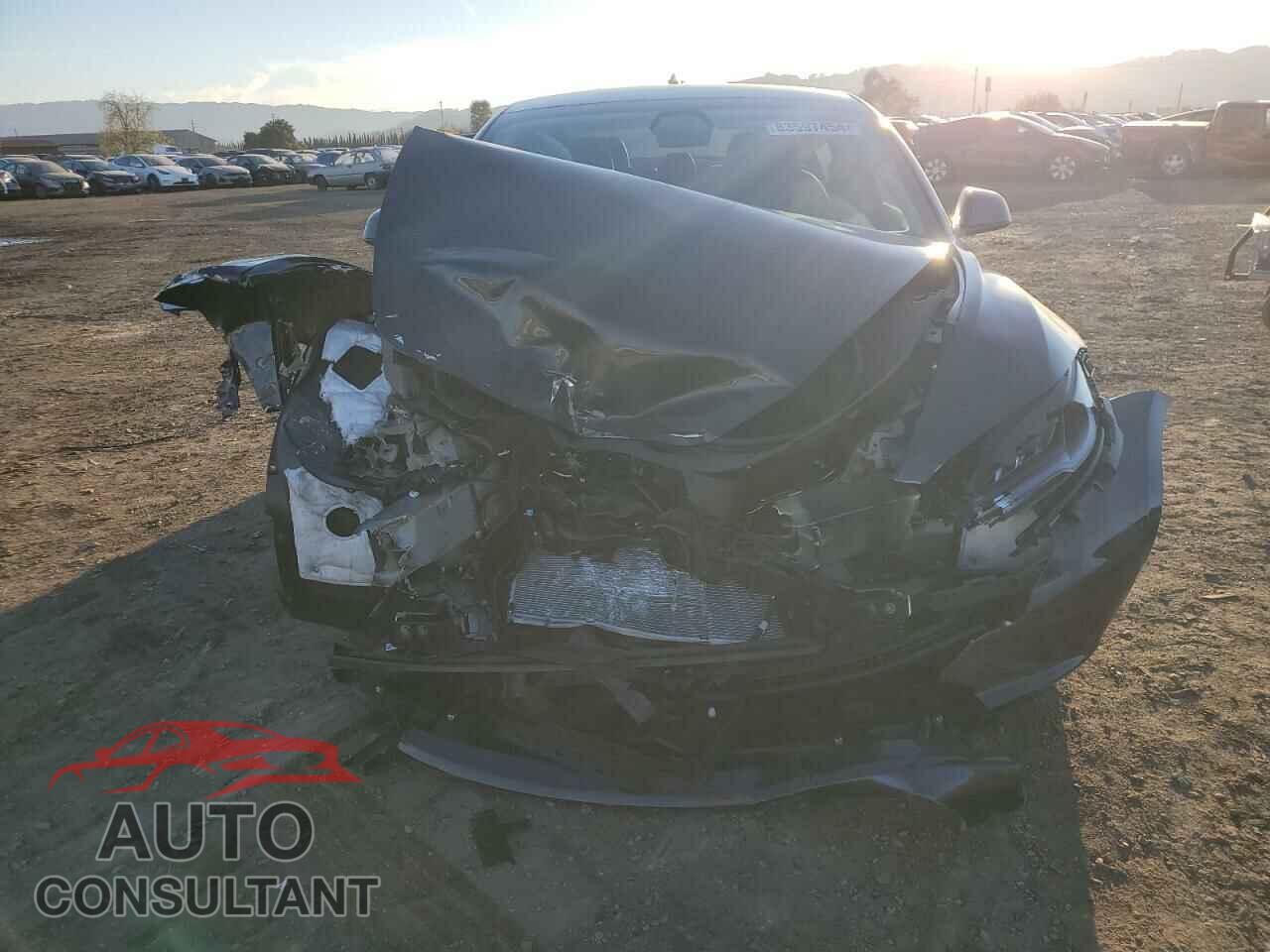 TESLA MODEL 3 2024 - 5YJ3E1EB8RF728954
