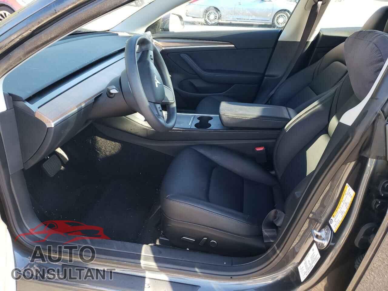 TESLA MODEL 3 2023 - 5YJ3E1EA7PF693683