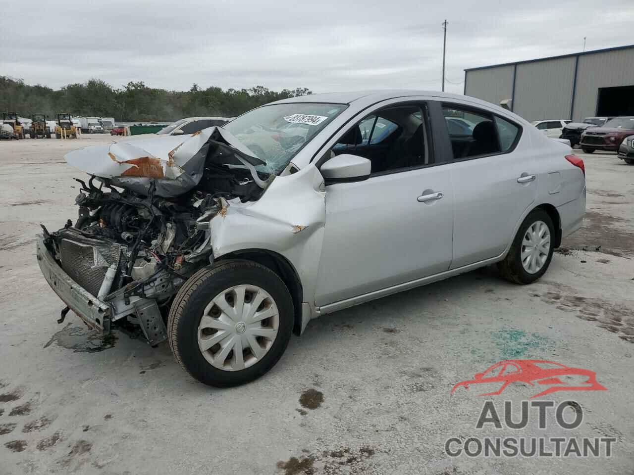 NISSAN VERSA 2017 - 3N1CN7AP4HL831473