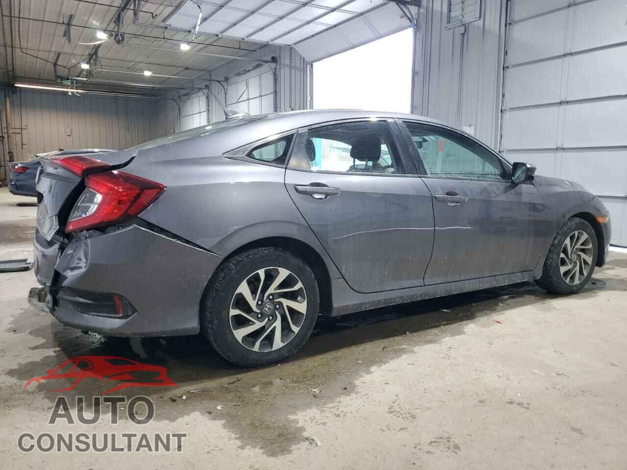 HONDA CIVIC 2018 - 2HGFC2F71JH598261