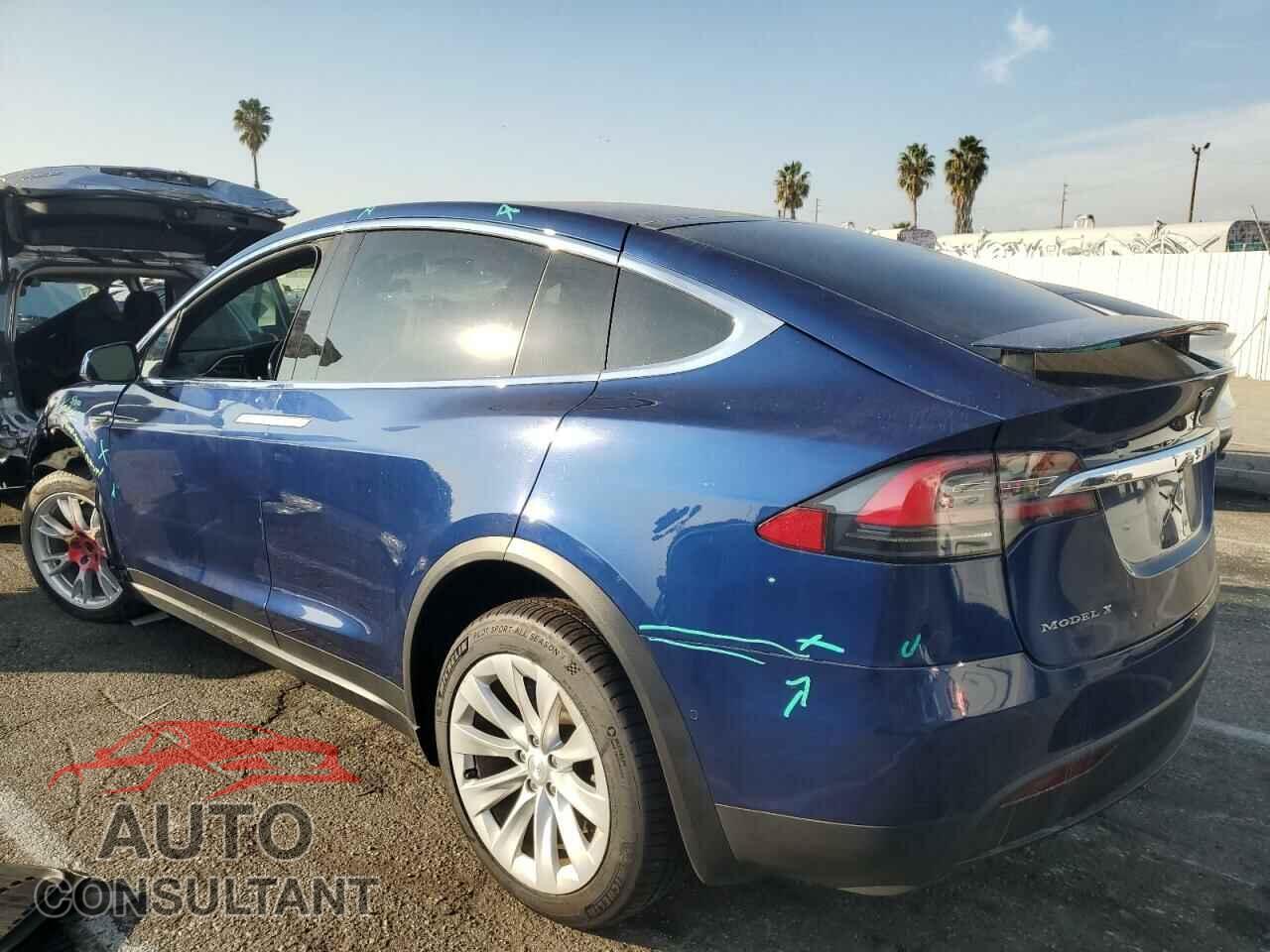 TESLA MODEL X 2016 - 5YJXCBE26GF017683