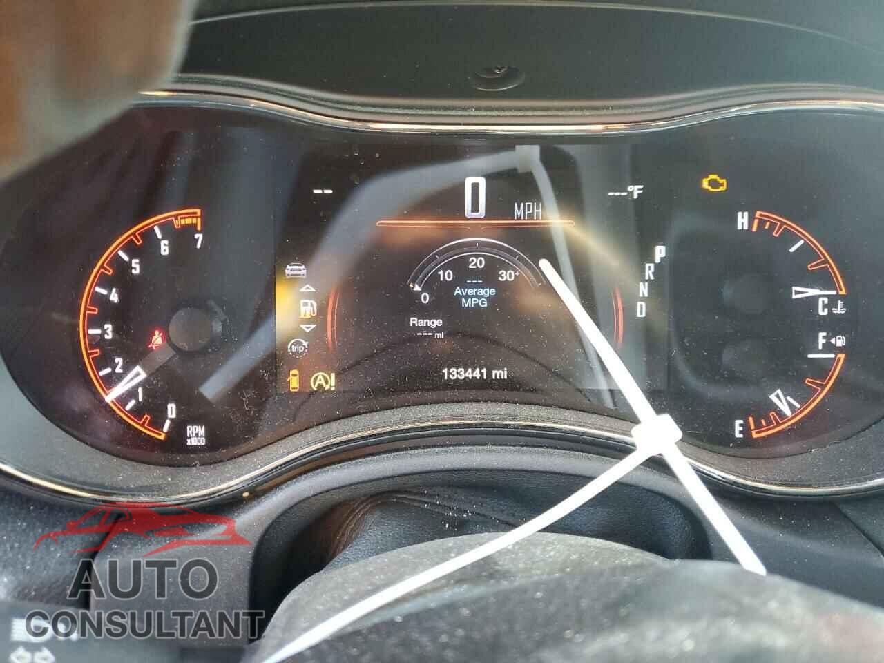 DODGE DURANGO 2018 - 1C4RDJDG4JC317059