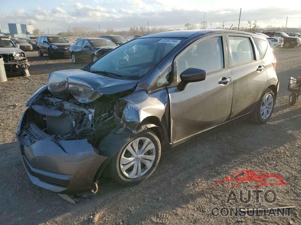 NISSAN VERSA 2018 - 3N1CE2CP0JL370813