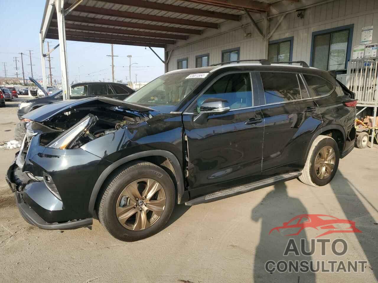TOYOTA HIGHLANDER 2023 - 5TDAARAH8PS018263