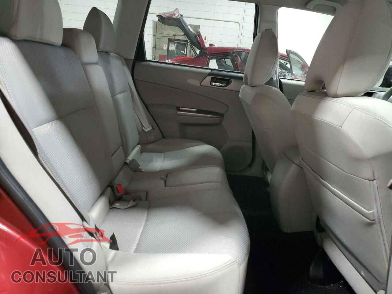 SUBARU FORESTER 2011 - JF2SHBDC6BH769819