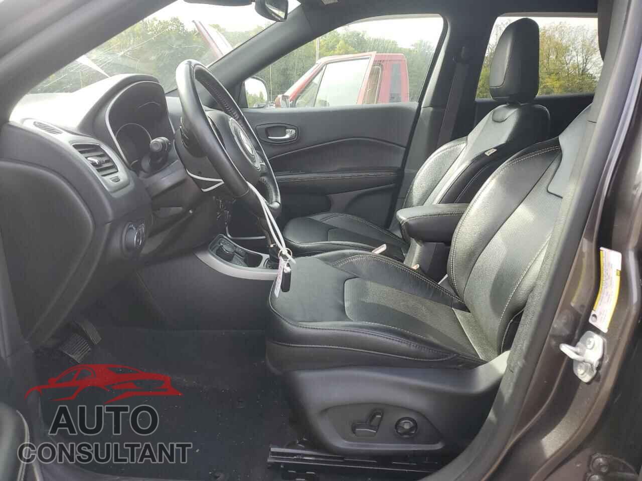 JEEP COMPASS 2021 - 3C4NJDEB6MT563261