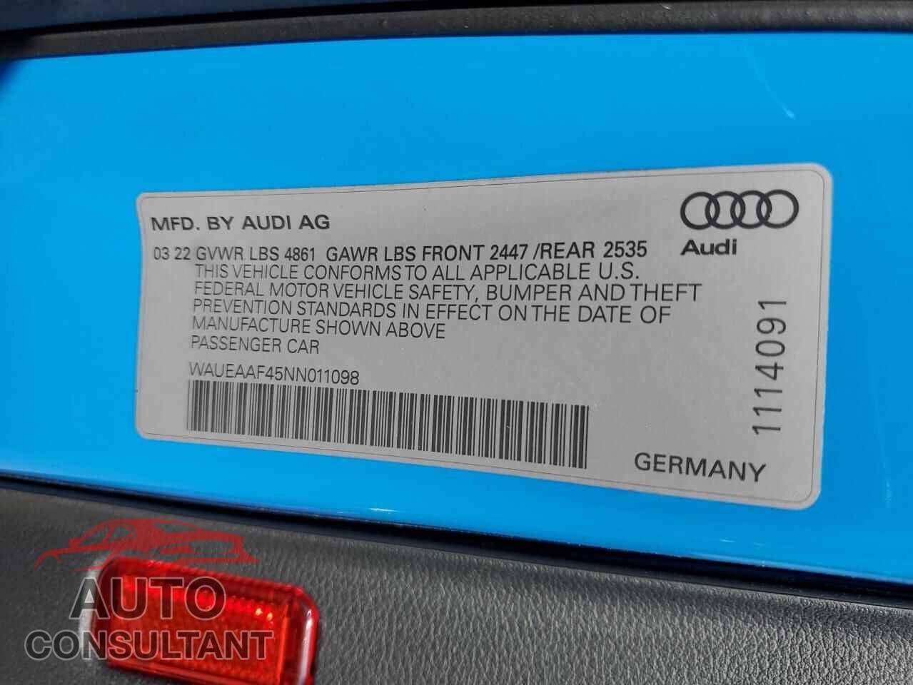 AUDI A4 2022 - WAUEAAF45NN011098