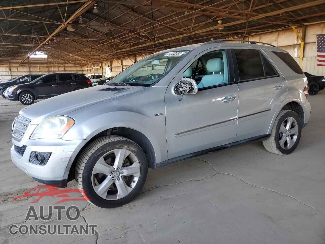 MERCEDES-BENZ M-CLASS 2009 - 4JGBB25E39A481139