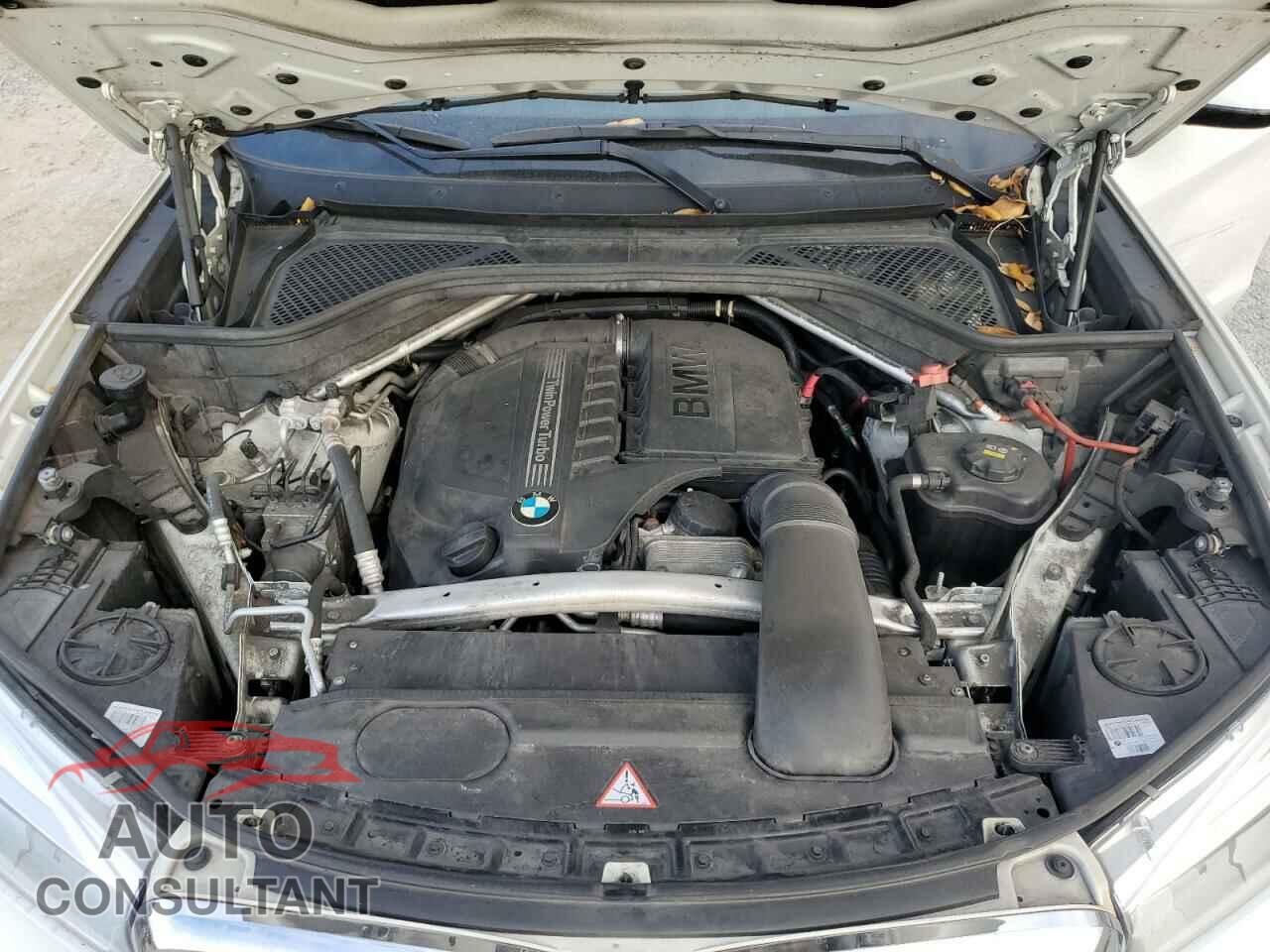 BMW X5 2015 - 5UXKR0C52F0K53897