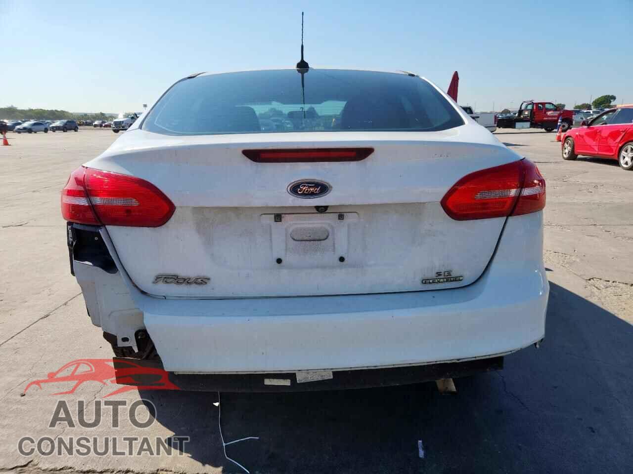 FORD FOCUS 2015 - 1FADP3F2XFL280725