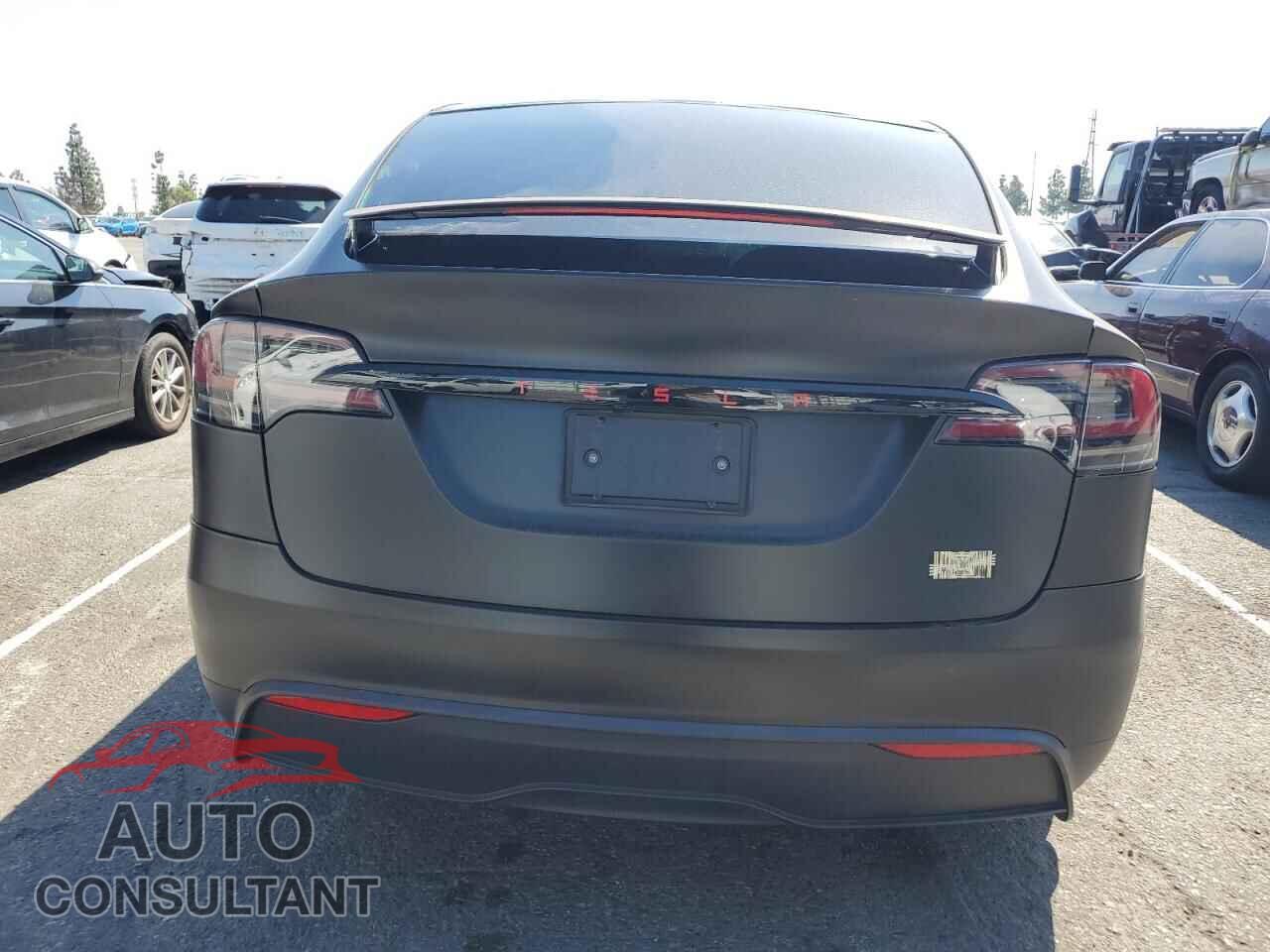 TESLA MODEL X 2023 - 7SAXCBE66PF428457