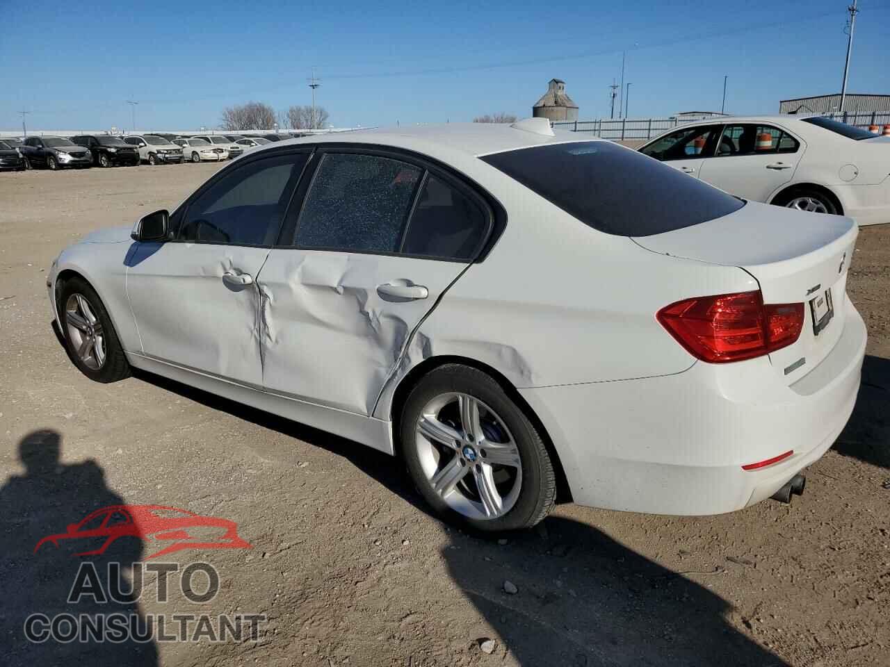 BMW 3 SERIES 2014 - WBA3B5C56EF958640