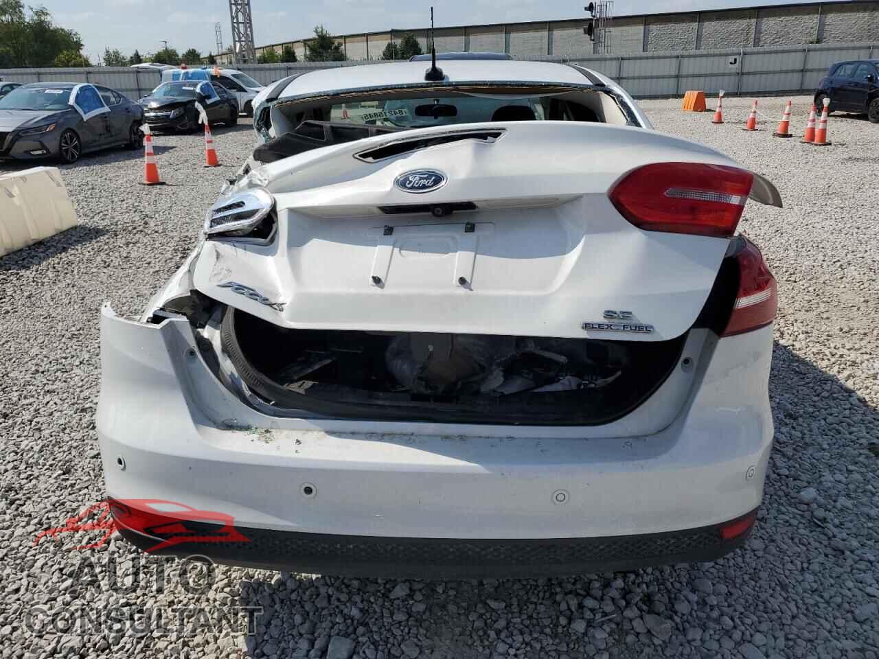 FORD FOCUS 2016 - 1FADP3F2XGL373066