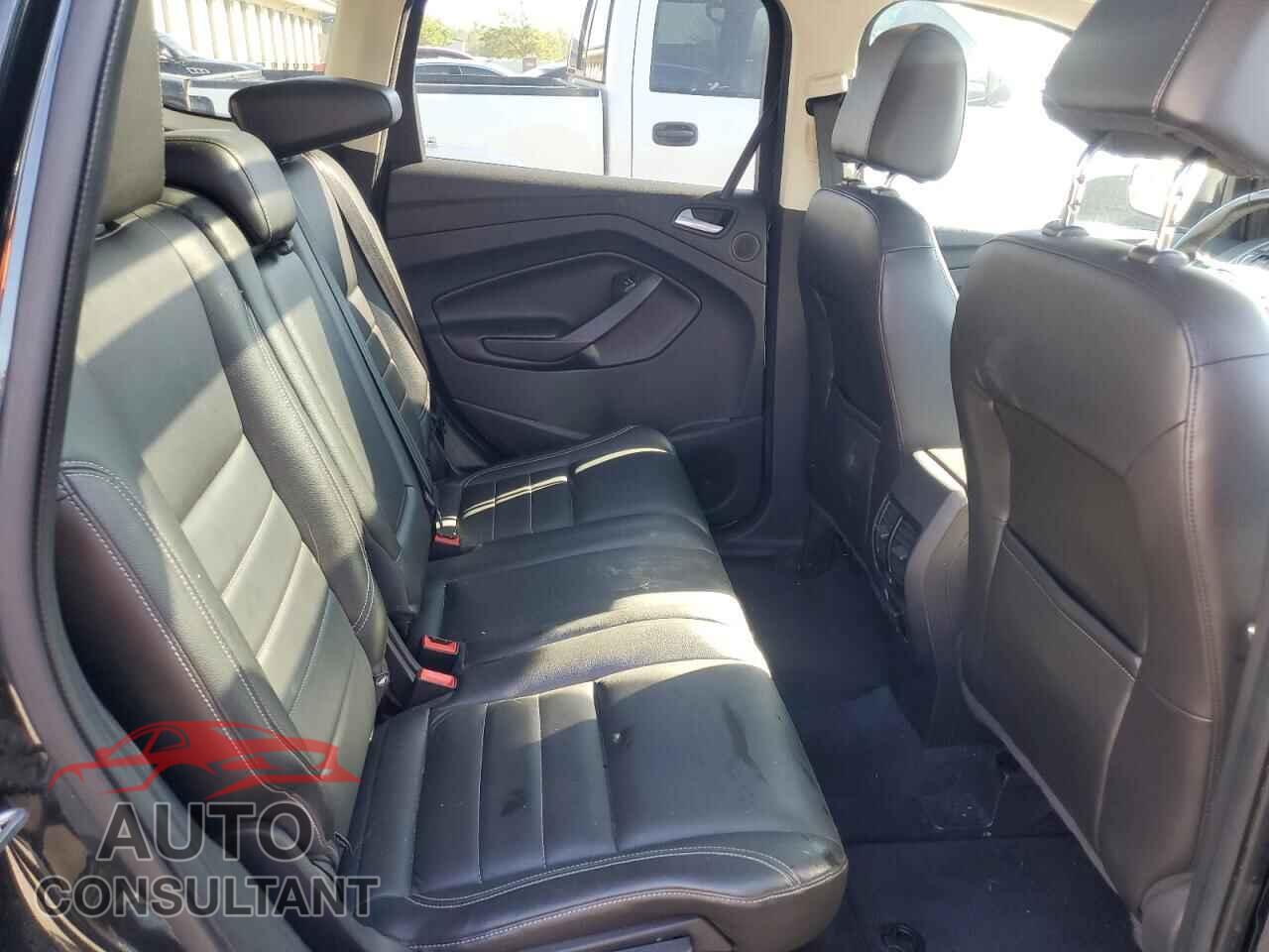 FORD ESCAPE 2013 - 1FMCU9H97DUA05442